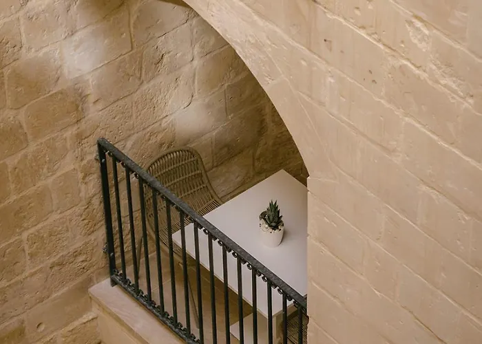 Ibb Palazzo Bettina Malta Birgu