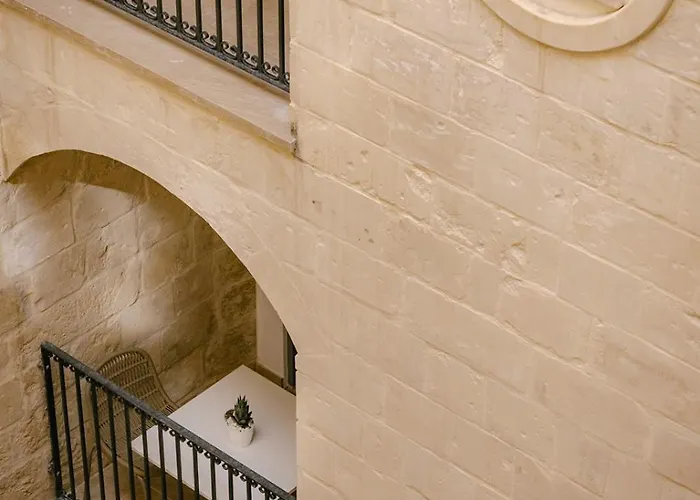 Ibb Palazzo Bettina Malta 비르구